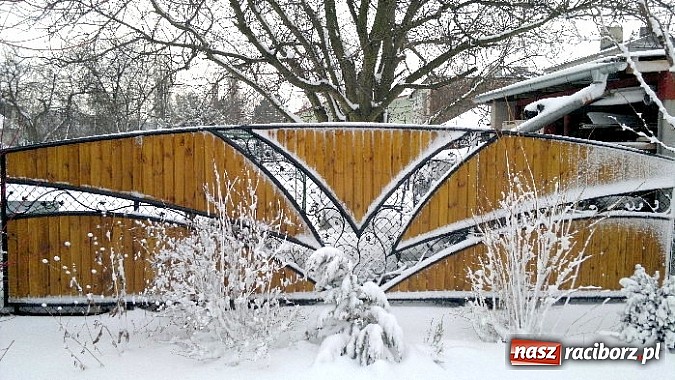 Zdjęcie w galerii na portalu naszraciborz.pl: Wykuj swój styl i wybierz najlepsze ogrodzenie z firmą FERKON wiadomości z regionu