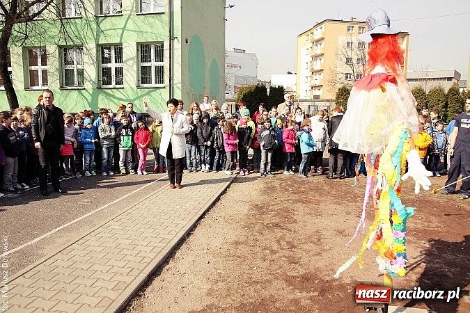 Zdjęcie w galerii na portalu naszraciborz.pl: Uczniowie z SP 13 spędzili Dzień Otwarty z dziećmi z Czech  wiadomości z regionu