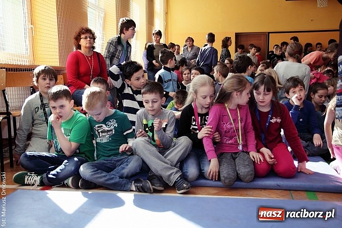 Zdjęcie w galerii na portalu naszraciborz.pl: Uczniowie z SP 13 spędzili Dzień Otwarty z dziećmi z Czech  wiadomości z regionu