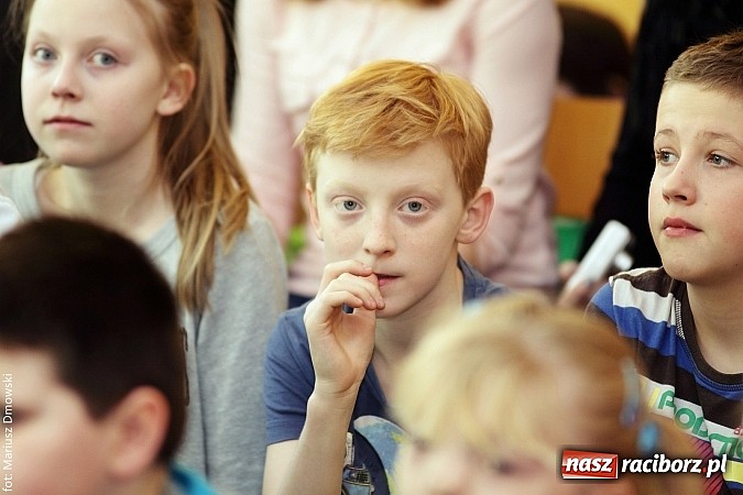 Zdjęcie w galerii na portalu naszraciborz.pl: Uczniowie z SP 13 spędzili Dzień Otwarty z dziećmi z Czech  wiadomości z regionu