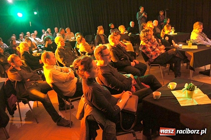 Zdjęcie w galerii na portalu naszraciborz.pl: Genialny New Bone wystąpił w RCK wiadomości z regionu