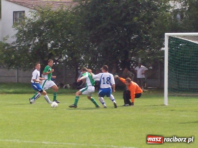 Zdjęcie w galerii na portalu naszraciborz.pl: Bolesna lekcja dla Tworkowa wiadomości z regionu