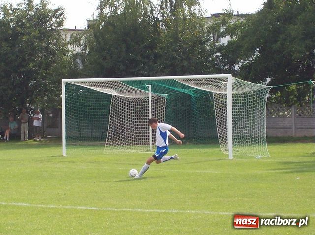 Zdjęcie w galerii na portalu naszraciborz.pl: Bolesna lekcja dla Tworkowa wiadomości z regionu