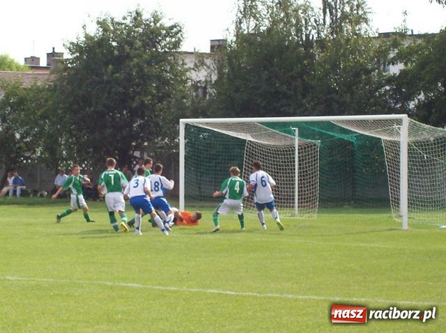 Zdjęcie w galerii na portalu naszraciborz.pl: Bolesna lekcja dla Tworkowa wiadomości z regionu