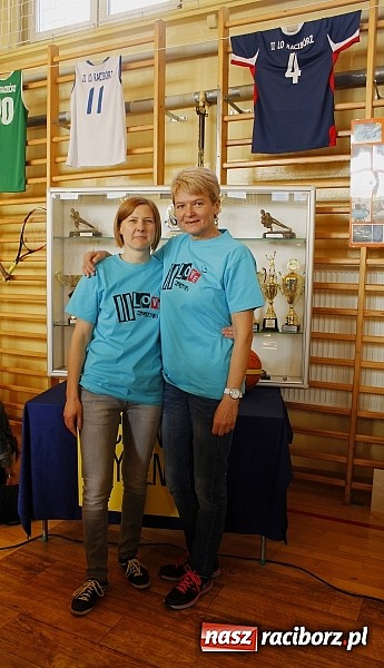 Zdjęcie w galerii na portalu naszraciborz.pl: Dni otwarte w Mickiewiczu. Zobacz jak uczniowie promują II LO wiadomości z regionu