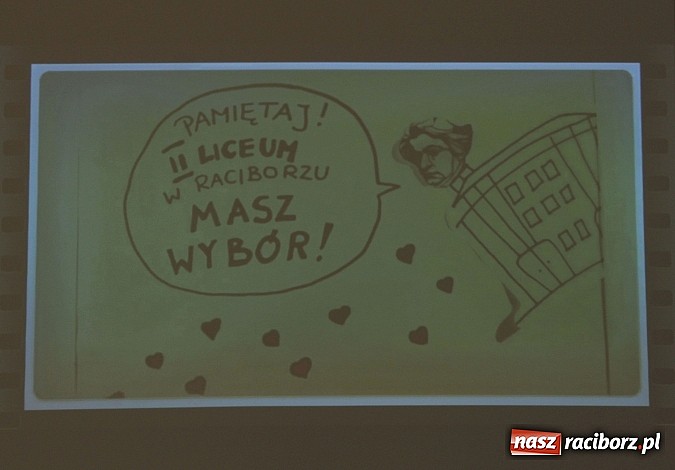 Zdjęcie w galerii na portalu naszraciborz.pl: Dni otwarte w Mickiewiczu. Zobacz jak uczniowie promują II LO wiadomości z regionu