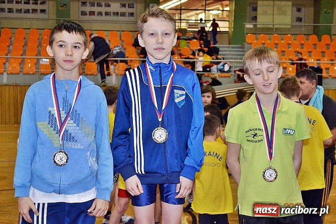 Zdjęcie w galerii na portalu naszraciborz.pl: Udany start młodych zapaśników MKZ Unia w Czechach wiadomości z regionu