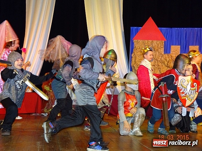 Zdjęcie w galerii na portalu naszraciborz.pl: Ballada o magicznych słowach w Kuźni Raciborskiej wiadomości z regionu