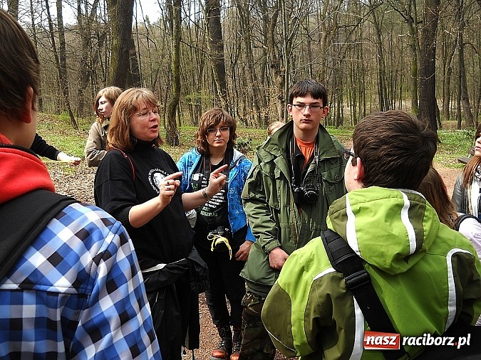 Zdjęcie w galerii na portalu naszraciborz.pl: Dzieci należy uczyć nie z książek, lecz dęb&oacute;w, nieba i buk&oacute;w wiadomości z regionu