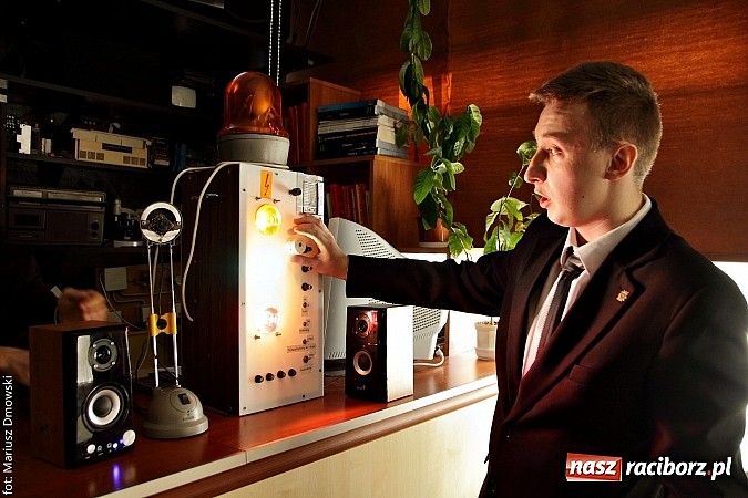 Zdjęcie w galerii na portalu naszraciborz.pl: Dni otwarte ZSM - gimnazjaliści odwiedzili Mechanik  wiadomości z regionu