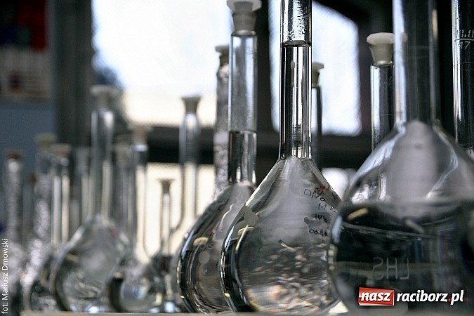 Zdjęcie w galerii na portalu naszraciborz.pl: Kuszące zapachy i modne fryzury na dniach otwartych ZSZ  wiadomości z regionu