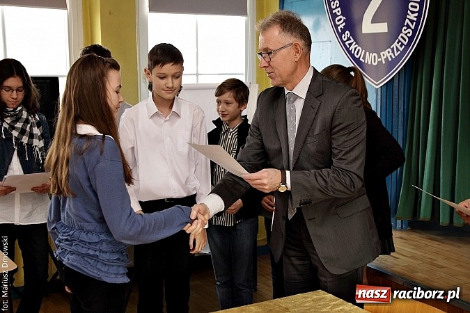 Zdjęcie w galerii na portalu naszraciborz.pl: Najlepsi matematycy z SP 13 zdobyli puchar! wiadomości z regionu