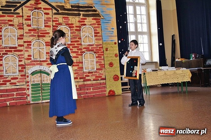 Zdjęcie w galerii na portalu naszraciborz.pl: Posłuchejcie, dziatki, u nos w Czw&oacute;rce ślonskie bery, wice i godki wiadomości z regionu