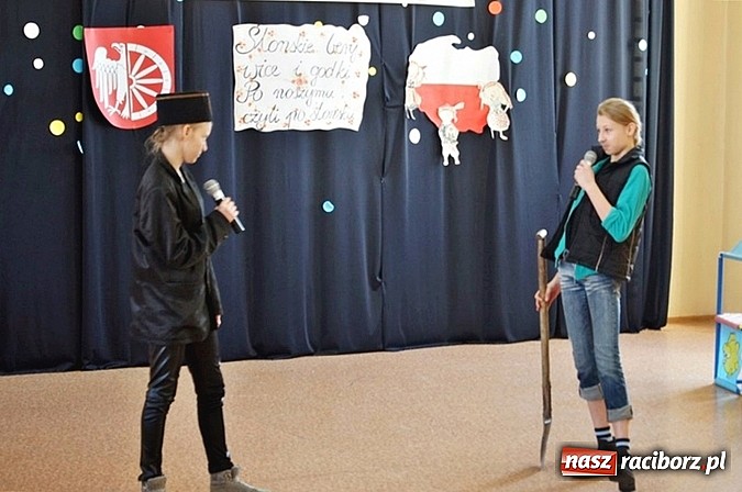 Zdjęcie w galerii na portalu naszraciborz.pl: Posłuchejcie, dziatki, u nos w Czw&oacute;rce ślonskie bery, wice i godki wiadomości z regionu