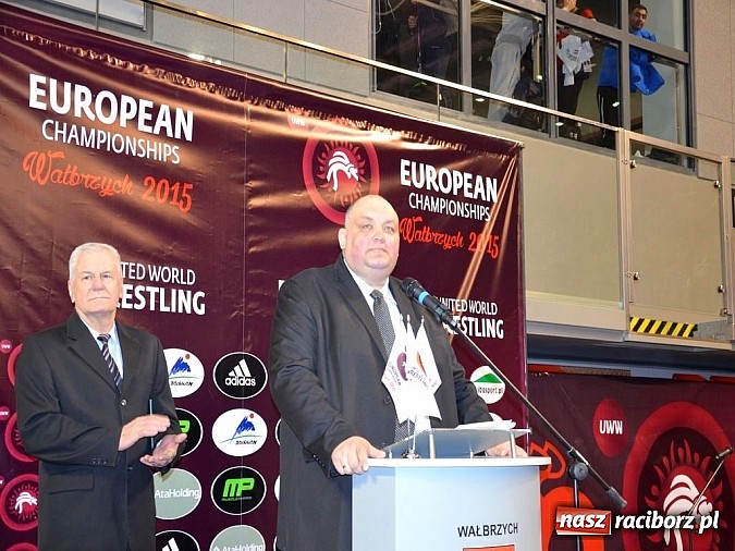 Zdjęcie w galerii na portalu naszraciborz.pl: Rozpoczęły się Mistrzostwa Europy w zapasach wiadomości z regionu
