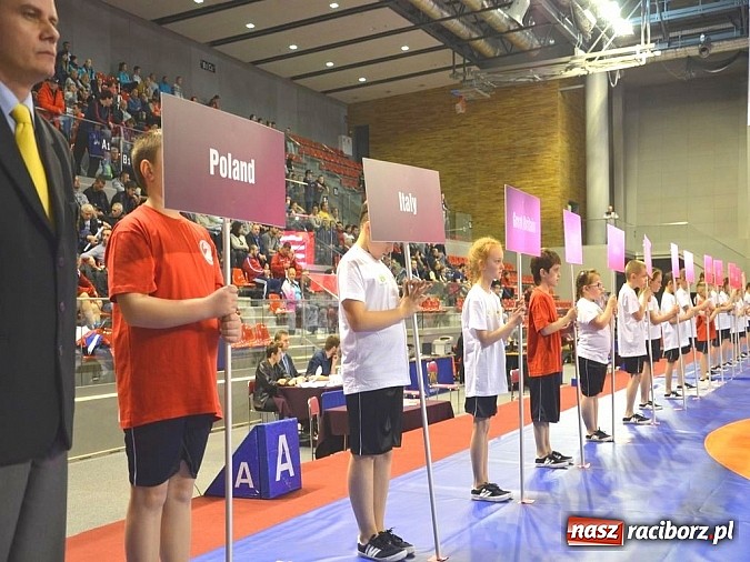 Zdjęcie w galerii na portalu naszraciborz.pl: Rozpoczęły się Mistrzostwa Europy w zapasach wiadomości z regionu