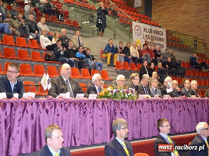 Zdjęcie w galerii na portalu naszraciborz.pl: Rozpoczęły się Mistrzostwa Europy w zapasach wiadomości z regionu