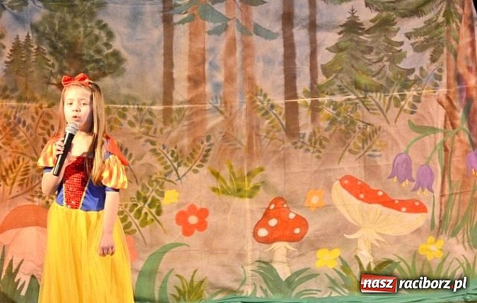 Zdjęcie w galerii na portalu naszraciborz.pl: Mali tancerze z Kuźni Raciborskiej wiadomości z regionu