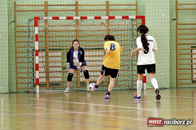 Zdjęcie w galerii na portalu naszraciborz.pl: Piłkarki Ekonomika najlepsze w makroregionie wiadomości z regionu