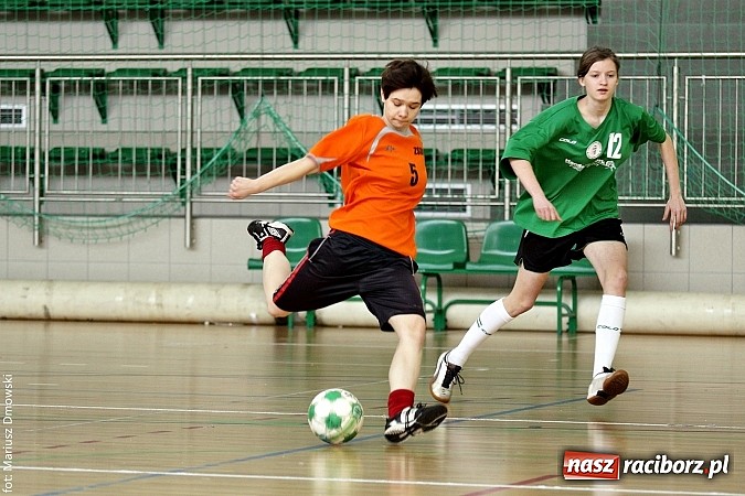 Zdjęcie w galerii na portalu naszraciborz.pl: Piłkarki Ekonomika najlepsze w makroregionie wiadomości z regionu