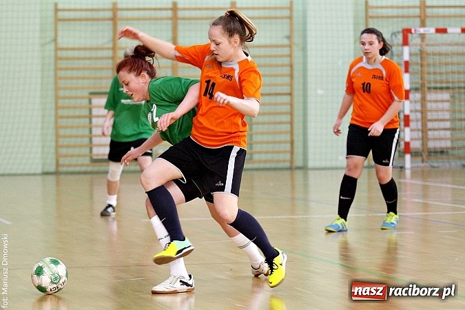 Zdjęcie w galerii na portalu naszraciborz.pl: Piłkarki Ekonomika najlepsze w makroregionie wiadomości z regionu