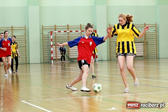 Zdjęcie w galerii na portalu naszraciborz.pl: Piłkarki Ekonomika najlepsze w makroregionie wiadomości z regionu