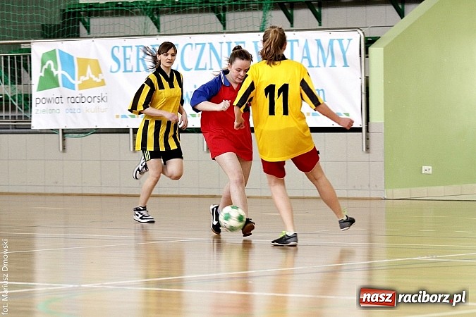 Zdjęcie w galerii na portalu naszraciborz.pl: Piłkarki Ekonomika najlepsze w makroregionie wiadomości z regionu