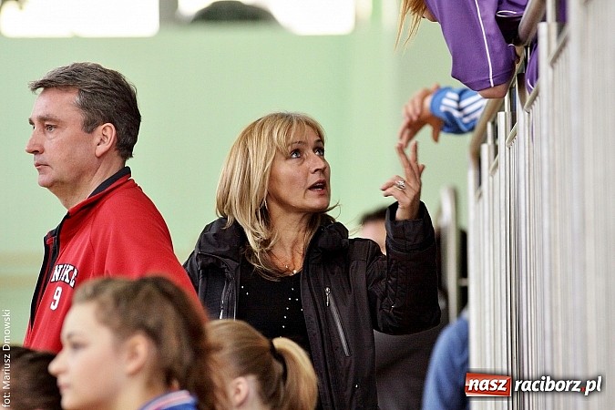 Zdjęcie w galerii na portalu naszraciborz.pl: Piłkarki Ekonomika najlepsze w makroregionie wiadomości z regionu