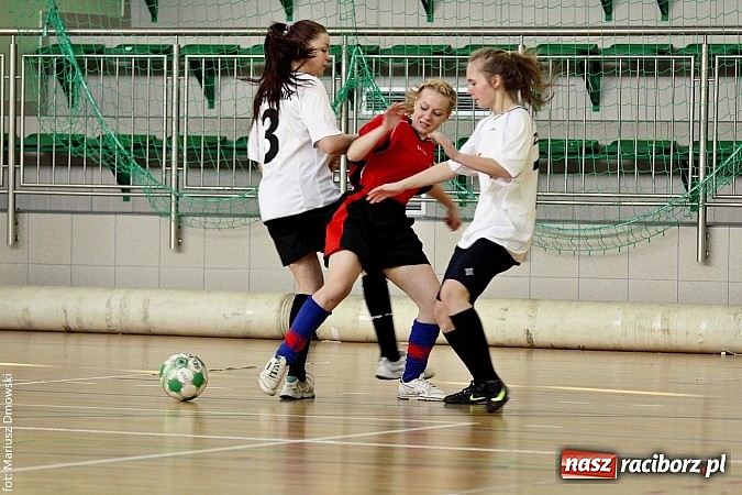Zdjęcie w galerii na portalu naszraciborz.pl: Piłkarki Ekonomika najlepsze w makroregionie wiadomości z regionu