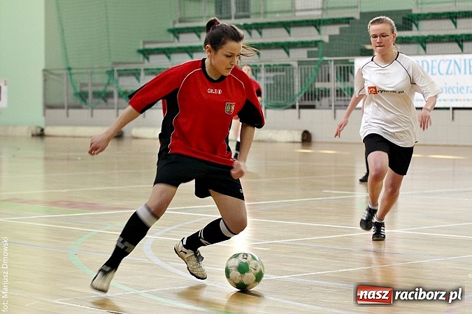 Zdjęcie w galerii na portalu naszraciborz.pl: Piłkarki Ekonomika najlepsze w makroregionie wiadomości z regionu