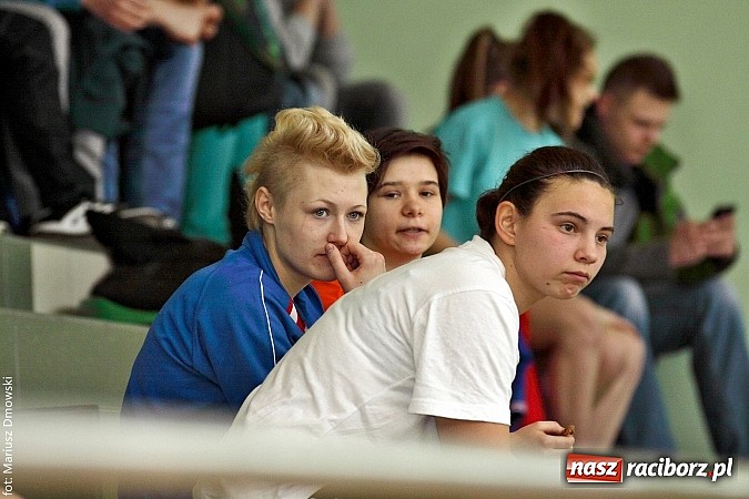 Zdjęcie w galerii na portalu naszraciborz.pl: Piłkarki Ekonomika najlepsze w makroregionie wiadomości z regionu