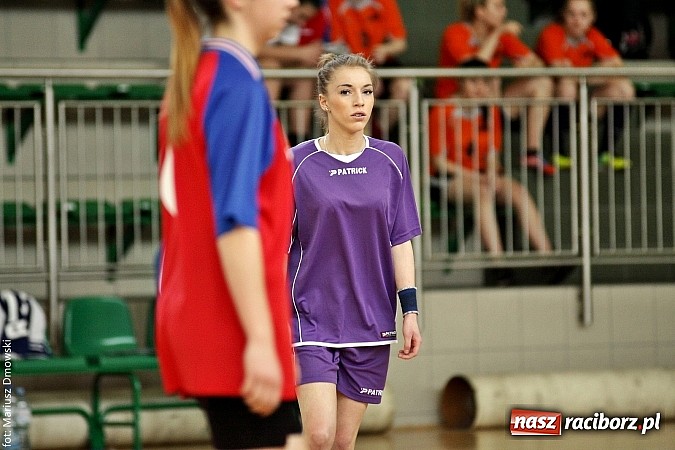 Zdjęcie w galerii na portalu naszraciborz.pl: Piłkarki Ekonomika najlepsze w makroregionie wiadomości z regionu