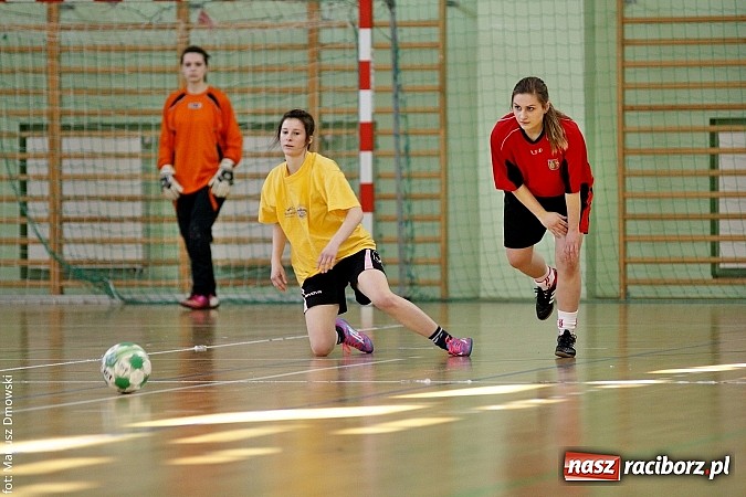 Zdjęcie w galerii na portalu naszraciborz.pl: Piłkarki Ekonomika najlepsze w makroregionie wiadomości z regionu