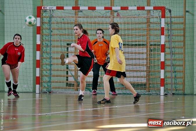 Zdjęcie w galerii na portalu naszraciborz.pl: Piłkarki Ekonomika najlepsze w makroregionie wiadomości z regionu