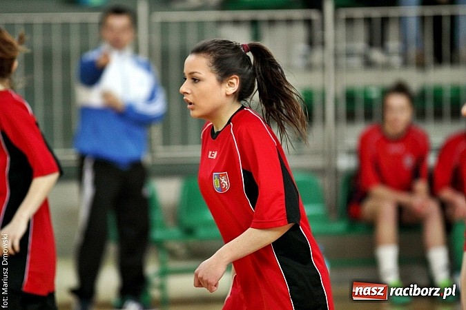 Zdjęcie w galerii na portalu naszraciborz.pl: Piłkarki Ekonomika najlepsze w makroregionie wiadomości z regionu