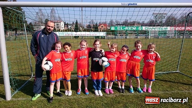 Zdjęcie w galerii na portalu naszraciborz.pl: Pawłowianki z brązem na Mistrzostwach Śląska wiadomości z regionu