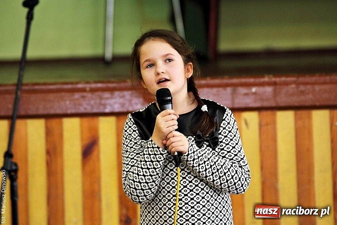 Zdjęcie w galerii na portalu naszraciborz.pl: Piosenki religijne w Borucinie po raz czwarty wiadomości z regionu