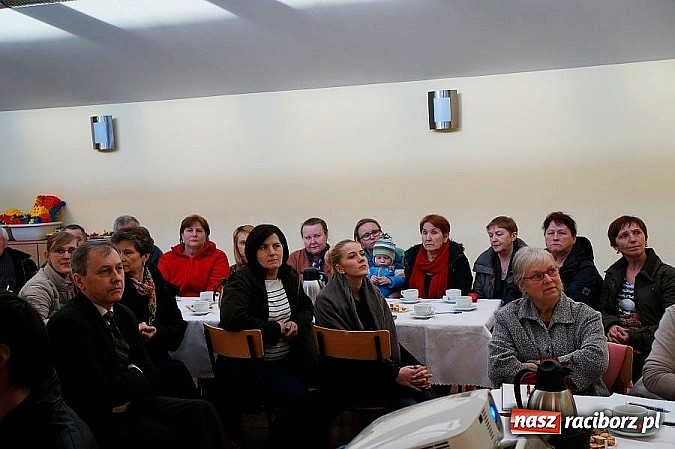 Zdjęcie w galerii na portalu naszraciborz.pl: Spotkania z policjantami w Strzybniku i Modzurowie  wiadomości z regionu