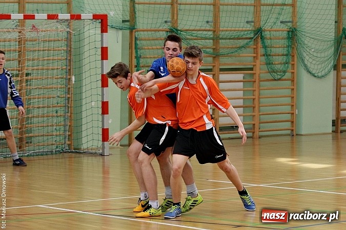 Zdjęcie w galerii na portalu naszraciborz.pl: Gimnazjalne finały piłki ręcznej - zobacz, kto wygrał  wiadomości z regionu