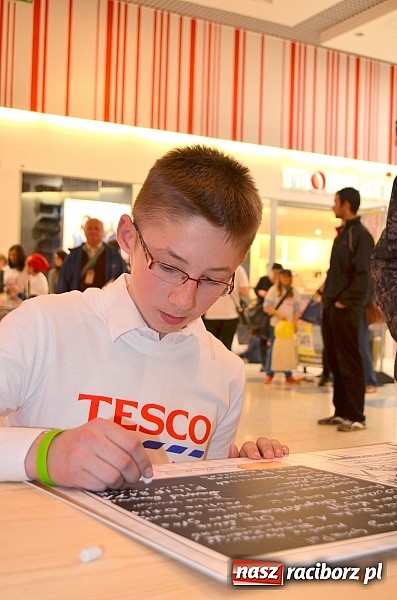 Zdjęcie w galerii na portalu naszraciborz.pl: Filmowcy z SP 1 odebrali gł&oacute;wną nagrodę wartości 20 tys. złotych! wiadomości z regionu