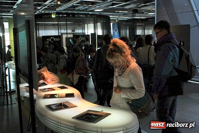 Zdjęcie w galerii na portalu naszraciborz.pl: Uczniowie z Krzanowic zwiedzili Centrum Nauki Kopernik wiadomości z regionu