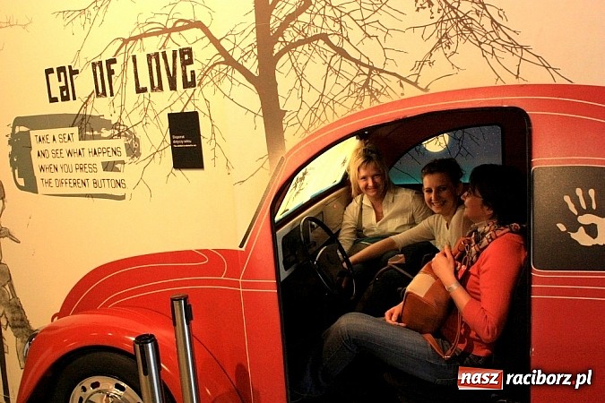 Zdjęcie w galerii na portalu naszraciborz.pl: Uczniowie z Krzanowic zwiedzili Centrum Nauki Kopernik wiadomości z regionu