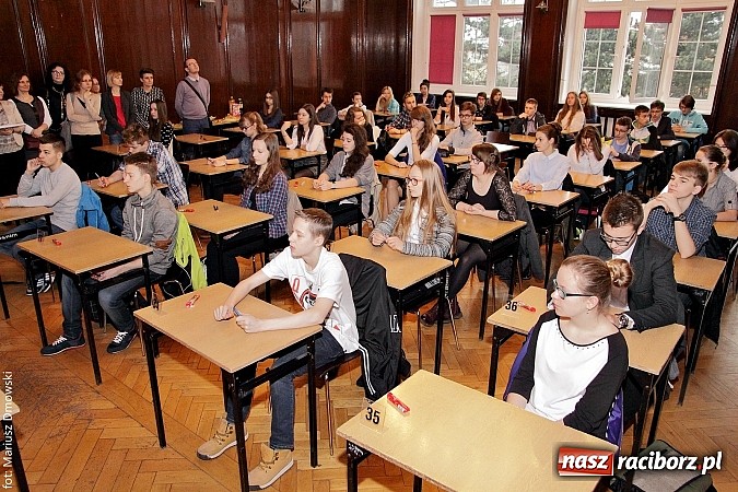 Zdjęcie w galerii na portalu naszraciborz.pl: I LO pod znakiem angielskiego  wiadomości z regionu