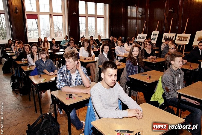 Zdjęcie w galerii na portalu naszraciborz.pl: I LO pod znakiem angielskiego  wiadomości z regionu