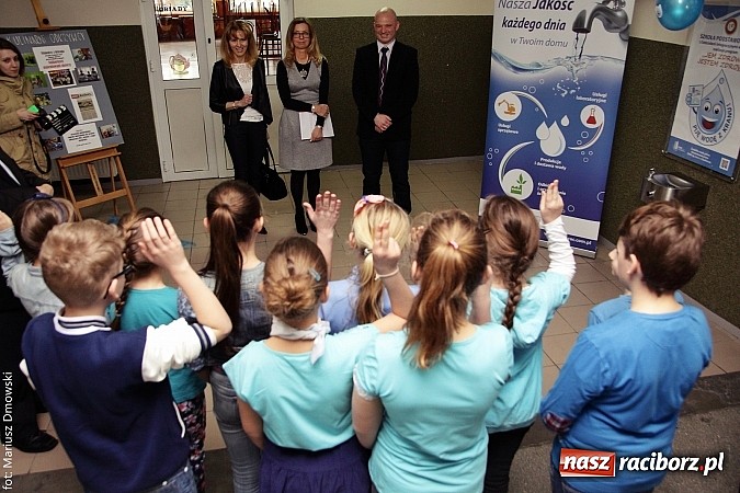 Zdjęcie w galerii na portalu naszraciborz.pl: Szkoła Podstawowa nr 1 źr&oacute;dłem zdrowia wiadomości z regionu