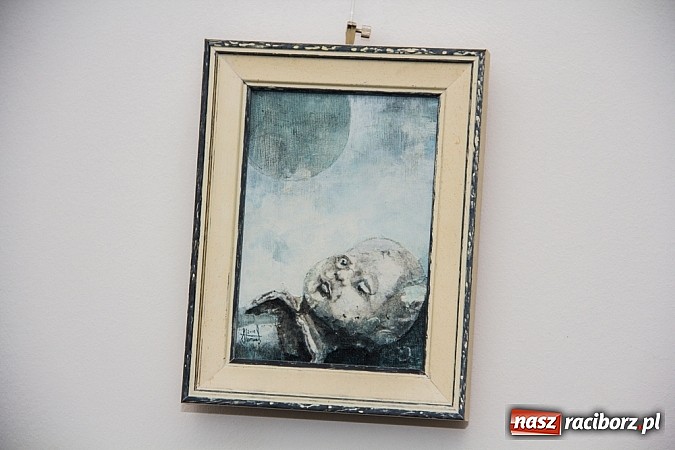 Zdjęcie w galerii na portalu naszraciborz.pl: Wystawa dr Karoliny Stanieczek w galerii Czarny Kot wiadomości z regionu