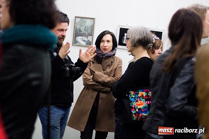 Zdjęcie w galerii na portalu naszraciborz.pl: Wystawa dr Karoliny Stanieczek w galerii Czarny Kot wiadomości z regionu