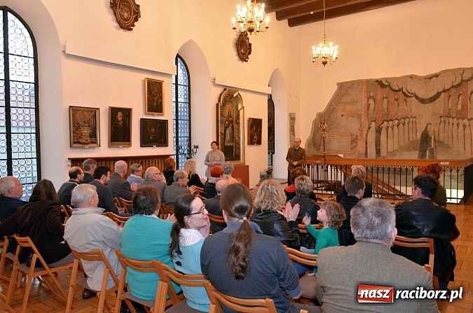 Zdjęcie w galerii na portalu naszraciborz.pl: Koniec/początek. Racibórz w powojennej fotografii wiadomości z regionu