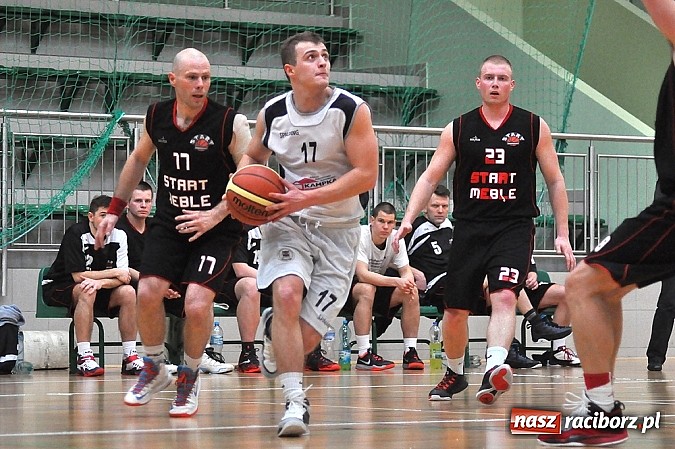 Zdjęcie w galerii na portalu naszraciborz.pl: Ofensywa gra o trzecie miejsce. Porażka w pierwszym meczu wiadomości z regionu