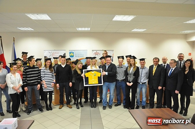 Zdjęcie w galerii na portalu naszraciborz.pl: Lidia Burdzik-Cycon liderem przedsiębiorczości w gminie Pietrowice Wielkie wiadomości z regionu